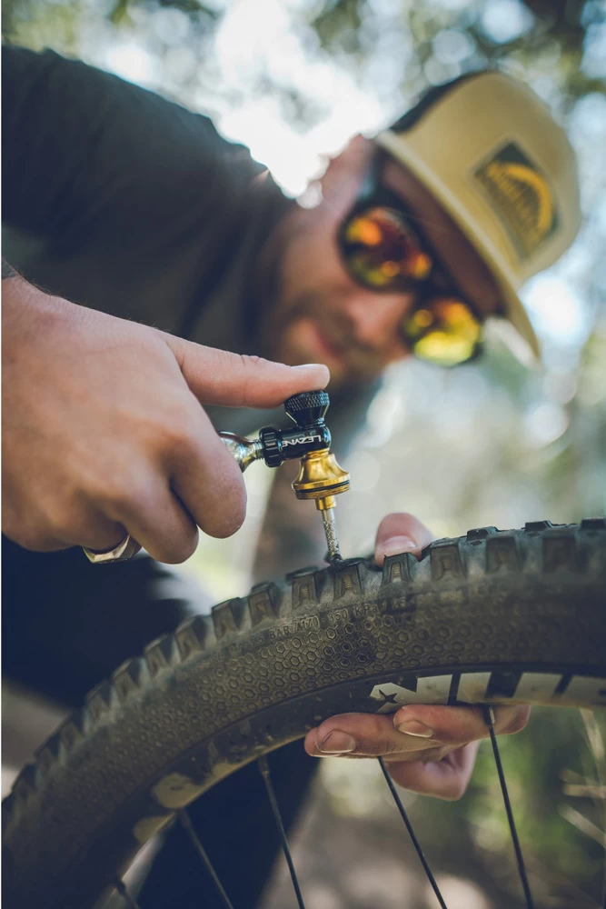 Lezyne Tubeless CO2 Blaster 4 Lezyne Tubeless CO2 Blaster – Bild 4