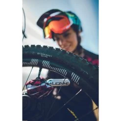 Lezyne Twin Kit Reifenreparaturset 7 Lezyne Twin Kit Reifenreparaturset -Fahrrad Angebote Twin Kit 2019 04 16 Lezyne Mountain Night 353 1800x1800